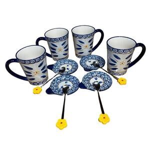 Set of 4 Temp-Tations Coffee/tea mugs with lids & Spoons. Floral/blue/yellow.